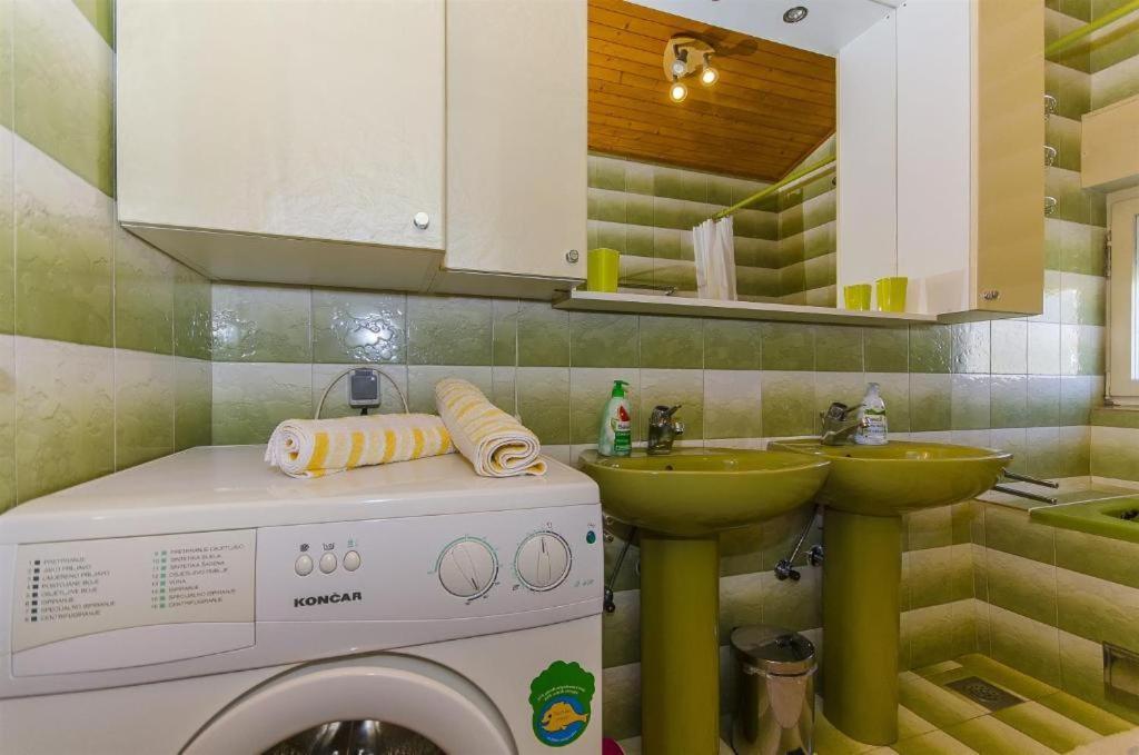Three Bedroom Apartment With Amazing Sea View Trogir Exterior photo